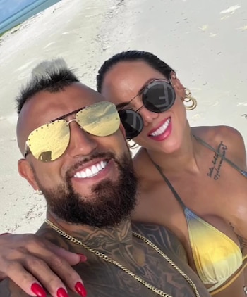 Sonia Isaza y Arturo Vidal