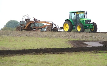 Construir terrazas para evacuar los