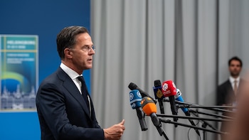 Italia responde a Rutte que no autorizó a EEUU el uso de las bases para lanzar ataques contra Irán