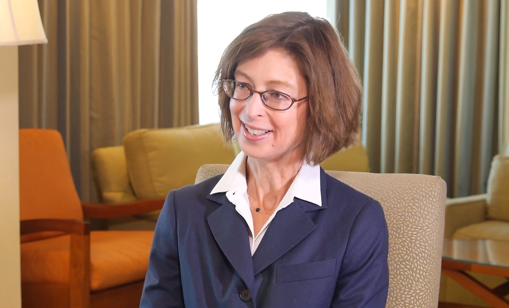 Abigail Johnson, nieta del fundador de Fidelity, dirige la compañía desde 2014 y figura entre las mujeres más ricas del mundo (Captura de video: YouTube/@forbeswomen)