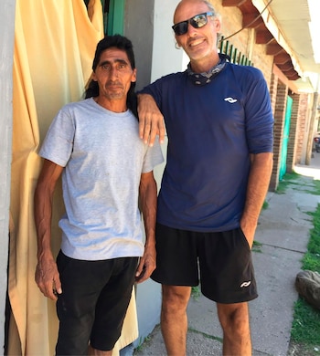 El Pájaro junto a Cristian