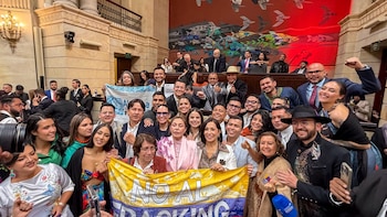 La senadora Esmeralda Hernández insiste en proyecto de ley que prohíbe el fracking en Colombia, pese al visto bueno del Gobierno De la Espriella