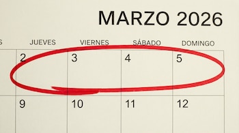 Primer plano de una página de calendario que muestra "MARZO 2026". Los días 2, 3, 4 y 5 están marcados con un óvalo rojo.