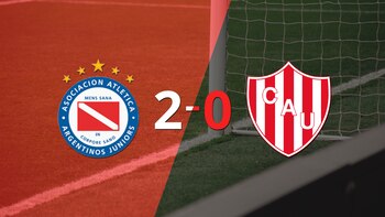 Gabriel Ávalos anota doblete en