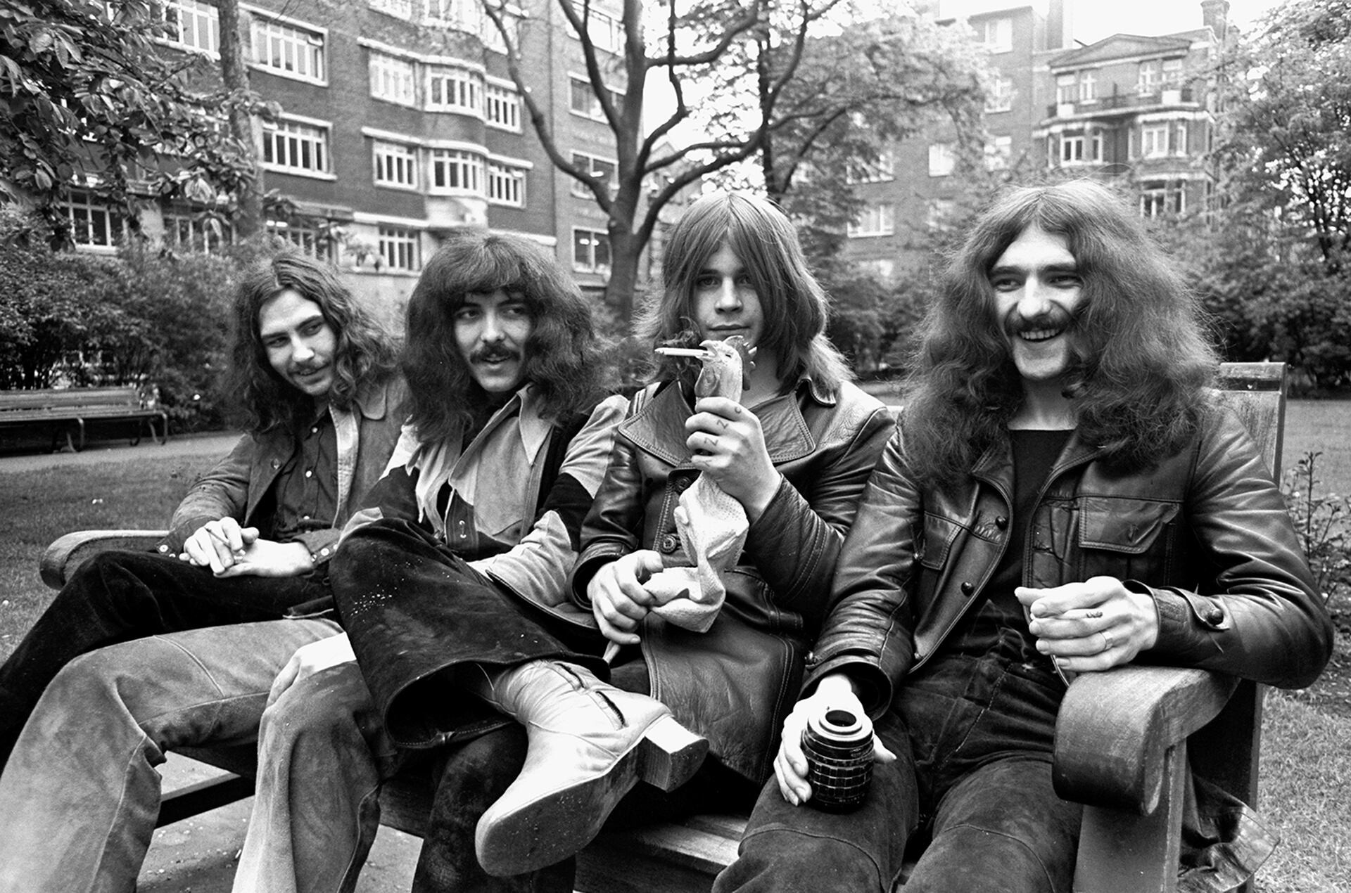 El legado de Tony Iommi influye en generaciones y mantiene su vigencia como símbolo de innovación en el rock y el heavy metal (Chris Walter/WireImage)