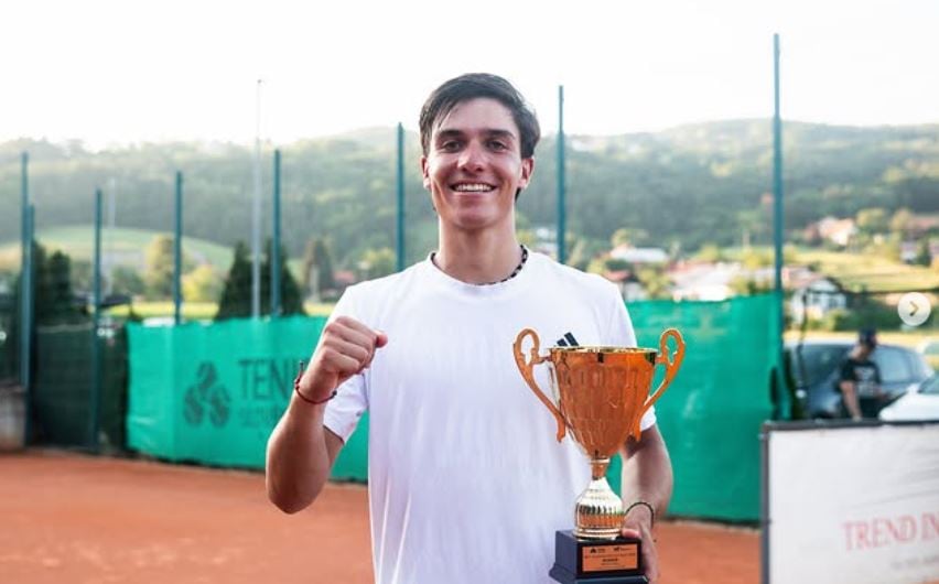 Lucio Ratti escaló más de 200 puestos en el ranking ATP desde principios de año (Crédito: Instagram / @lucio.ratti)