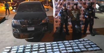 El valor estimado de la droga decomisada en la aldea Telica asciende a unos 20 millones de lempiras, según la Policía Nacional. (Foto: Policia Nacional)