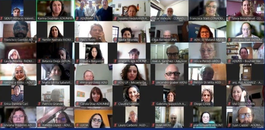 Docentes y representantes gremiales participaron en un encuentro virtual en donde tomaron la decisión de la medida de fuerza: volverán a reunirse el 6 de noviembre. (CONADUH)