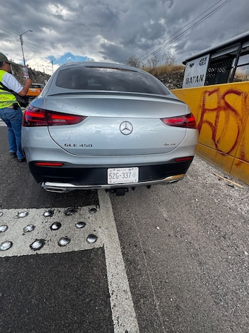 Conductores con placas de Tlaxcala