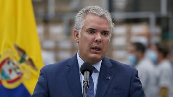 Duque announced that, before leaving