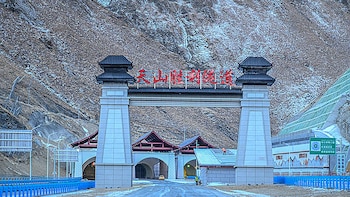 China: largo plazo y control