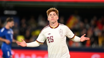 Víctor Muñoz es nuevo jugador del Liverpool de Iraola