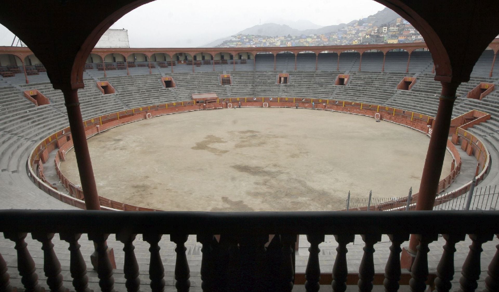 Inaugurada en 1766, la Plaza de Toros de Acho se consolidó como el coso taurino más antiguo de América y un ícono histórico del Rímac limeño. (Andina)