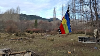 Ordenaron el desalojo de una comunidad mapuche del paraje Mallín Ahogado, cerca de El Bolsón