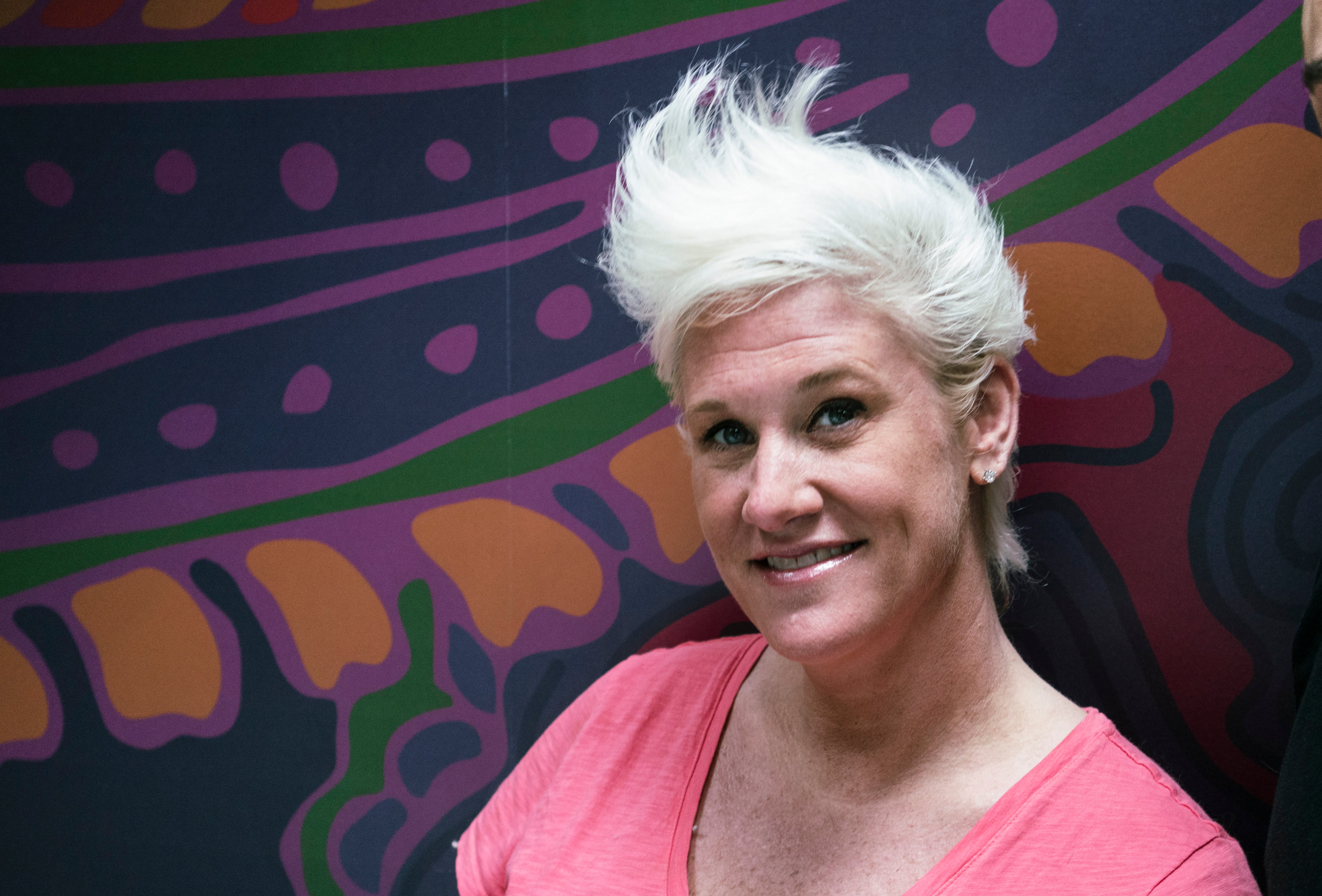FILE Ñ Anne Burrell at a new restaurant she opened in New York, Aug. 25, 2016. The Food Network starÕs June 17, 2025 death has been ruled as a suicide, according to the New York Office of the Chief Medical Examiner. The chief medical examiner listed the cause of death as Òacute intoxication due to the combined effects of diphenhydramine, ethanol, cetirizine, and amphetamine.Ó (An Rong Xu/The New York Times)