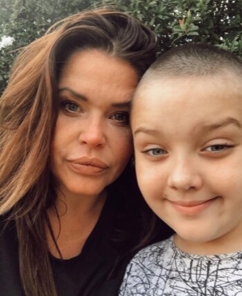 Nazarena junto a Thiago (Foto: