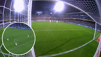 El golazo desde la mitad de cancha que Aldosivi le convirtió a Rosario Central: “Le pegó desde Mar del Plata”