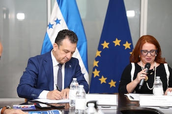 La Evelyn Bautista encabezó una mesa con la Unión Europea sobre control en las fronteras