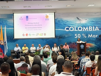 Sindicales advierten que la transición hacia energías renovables ya está generando efectos en el empleo y la economía de regiones dependientes del carbón, el petróleo y el gas - crédito Cortesía