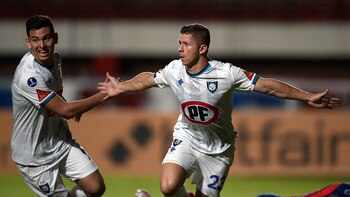 Copa Sudamericana: Huachipato sorprendió a San Lorenzo y se impuso en el Nuevo Gasómetro