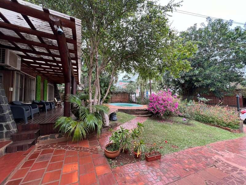 Un hostal cerca de las Cataratas del Iguazú ofrece alojamiento gratuito a voluntarios que trabajen 25 horas semanales en sus instalaciones. (Workaway)