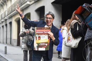 Empleada de la administración situada