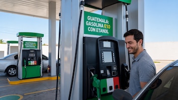 Guatemala comenzó a vender gasolina E10 con etanol y se convirtió en el tercer mercado de Centroamérica en adoptar esta mezcla de combustible