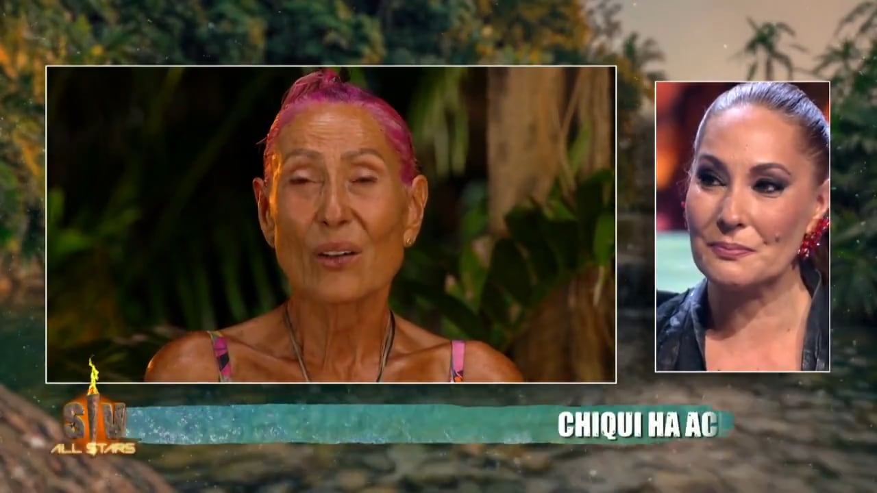 Rosa Benito ha cambiado el rubio por el rosa en