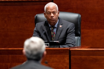 El representante Hank Johnson aseguró