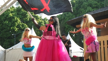 Amandititita encenderá Tlatelolco con su anarcumbia gratis