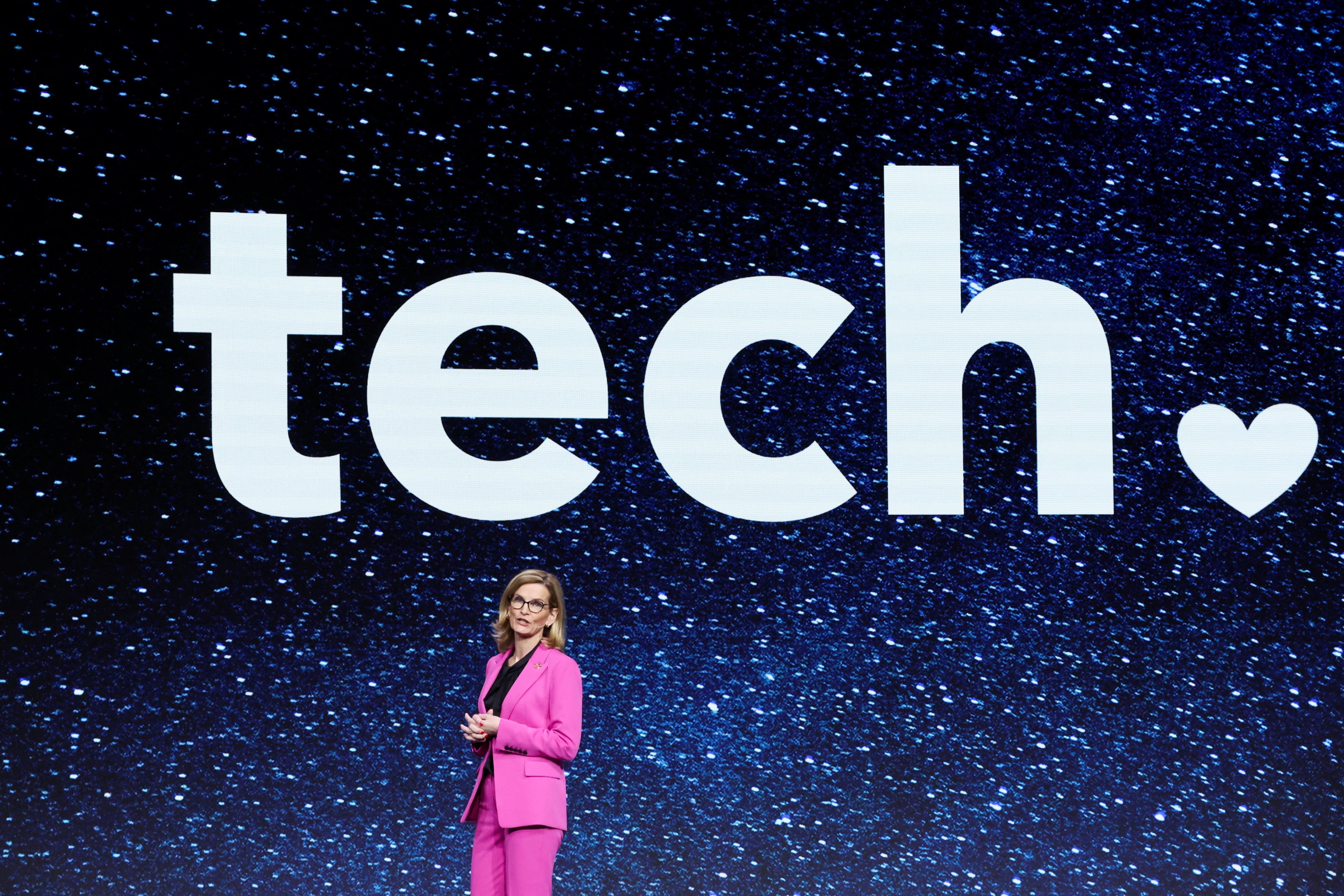 Doreen Bogdan-Martin, máxima autoridad de la UIT, entidad internacional que reconoció el desarrollo argentino de inteligencia artificial enfocado en la salud de las personas mayores (REUTERS/Nacho Doce).