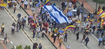 Banderas de Israel se vieron