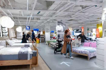 Tienda IKEA en Londres (Maja Smiejkowska/REUTERS)
