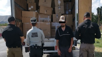 Detienen a conductor que llevaba más de 750 kilos de marihuana en camión de carga en Coahuila