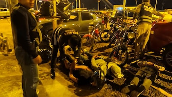 Más de 30 personas fueron intervenidas en local nocturno vinculado a facción del ‘Tren de Aragua’ en Punta Hermosa
