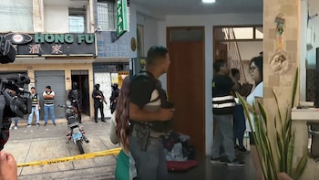 Mujer muere al intentar escapar