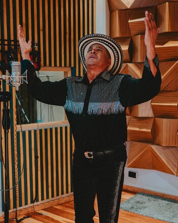 El cantante vallenato tuvo que