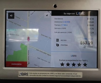 Tableta electrónica propuesta para el sistema de taxímetros digitales en la Ciudad de México.