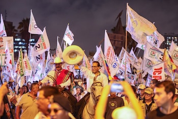 Intervenciones de Jennifer Paredes y Antauro Humala en plaza Dos de Mayo. Facebook