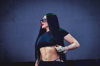 La cantante visitará ocho escuelas