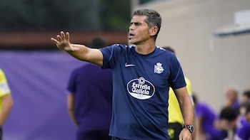 Antonio Hidalgo renueva hasta 2028 como entrenador del Deportivo