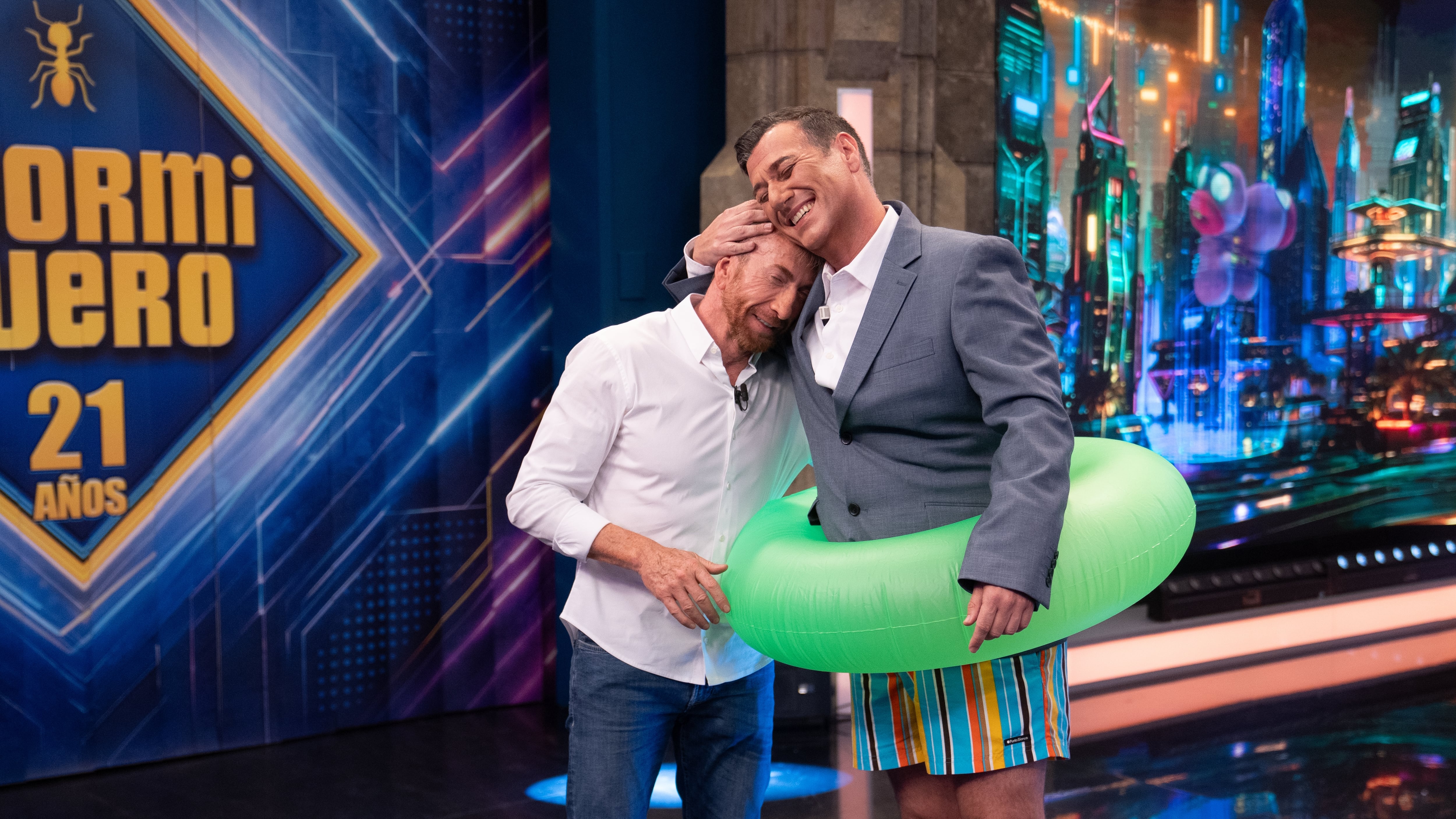 Pablo Motos y Carlos Latre en 'El Hormiguero' (ATRESMEDIA).