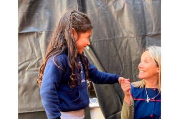 Candelaria con una de sus