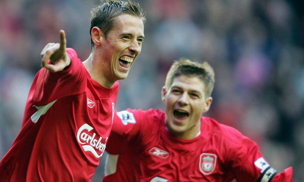 La cultura de dureza y el miedo al error marcaron la carrera de Peter Crouch en la Premier League (Foto: Twitter @LFC)