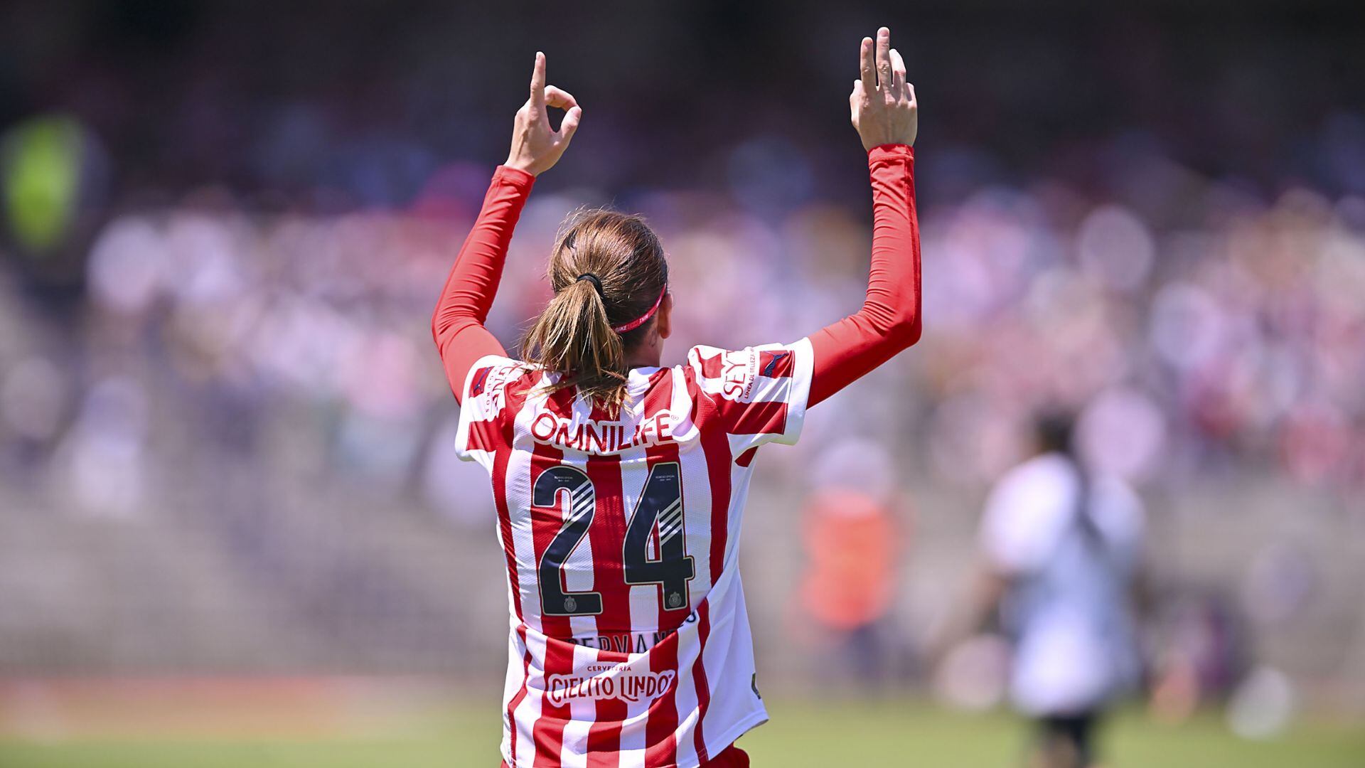La goleadora del equipo quiere incrementar su cuenta frente al conjunto del Atlas. (X/ @ChivasFemenil)
