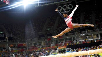 La gimnasta estadounidense Simone Biles