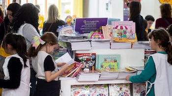 Último fin de semana de la Feria del Libro: 5 recomendaciones para elegir buena literatura infantil