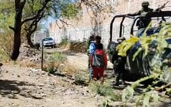 Descubrieron cuerpos enterrados en Silao por un perro que cargaba una extremidad (Foto: Captura de Pantalla/ElCorreo)