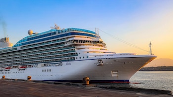 El crucero Vista arriba a