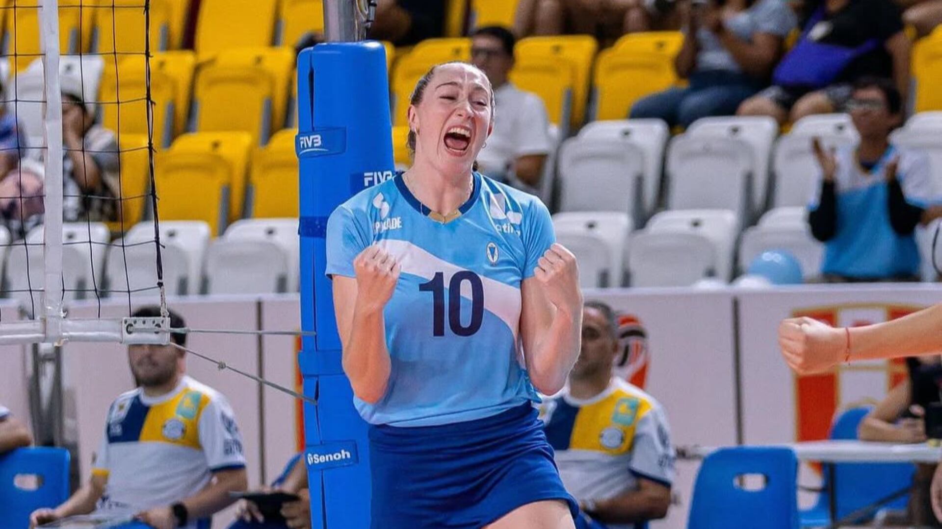 Emily Zinger interesó a la directiva de Universitario. Crédito: Instagram